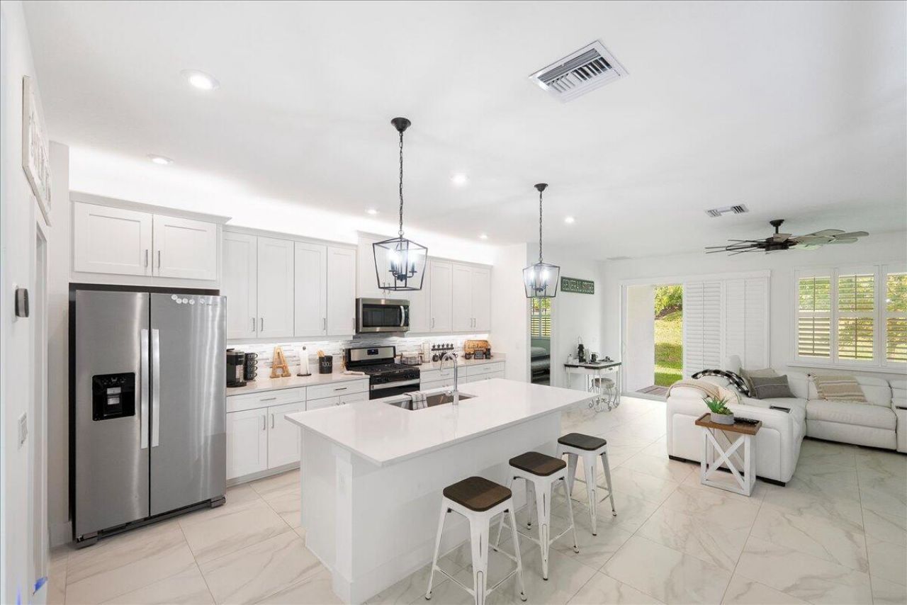 11543 SW Viridian Boulevard, Port Saint Lucie, FL 34987 Photo