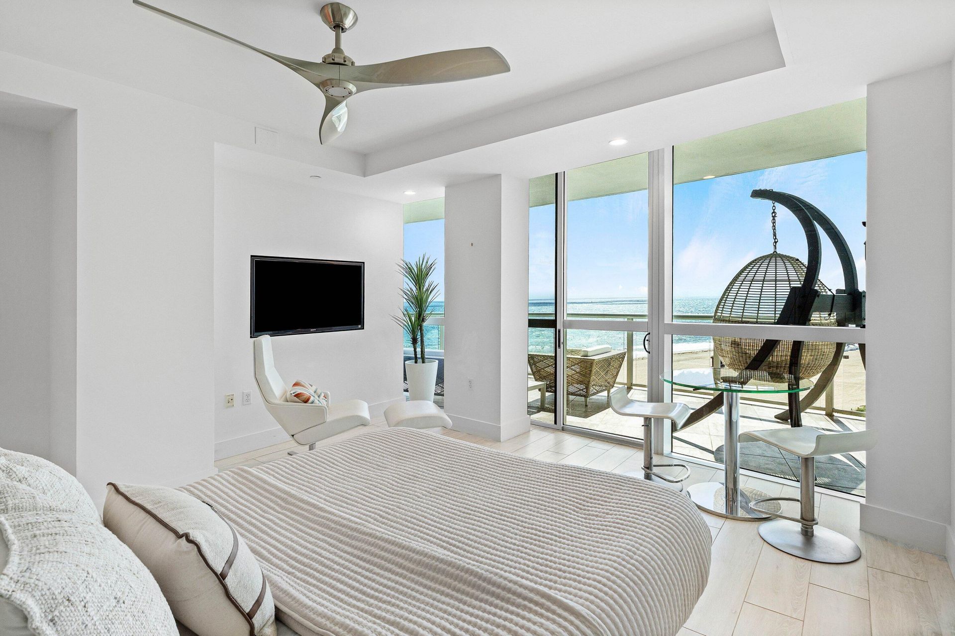 1200 Holiday Drive, Unit 602, Fort Lauderdale, FL 33316 Photo