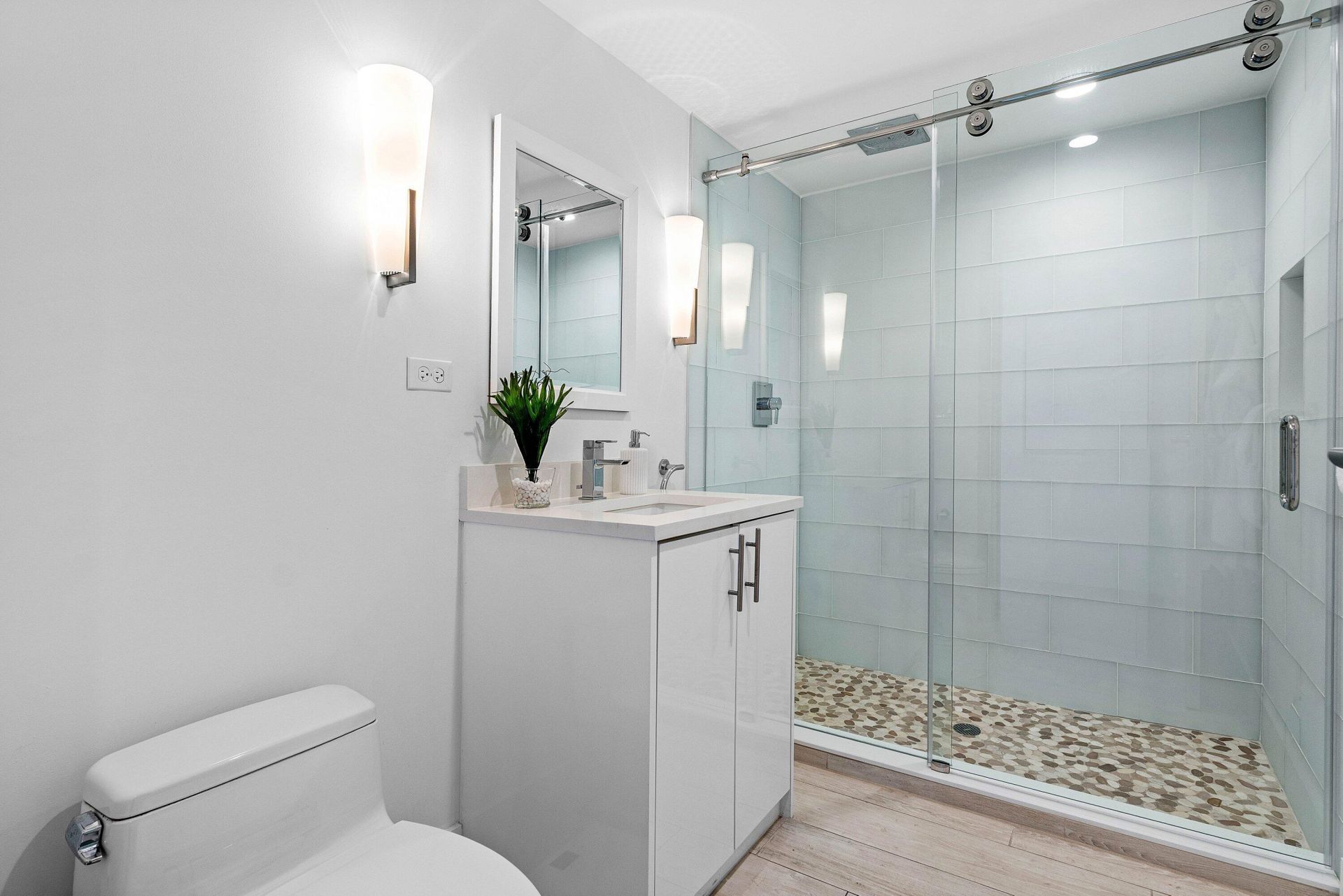 1200 Holiday Drive, Unit 602, Fort Lauderdale, FL 33316 Photo