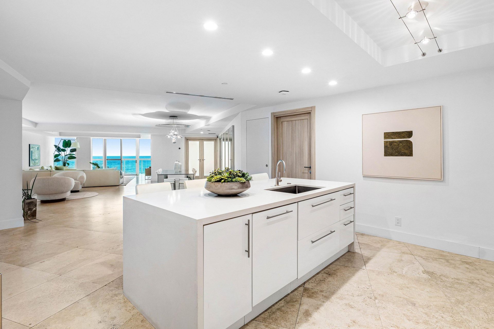 1200 Holiday Drive, Unit 602, Fort Lauderdale, FL 33316 Photo