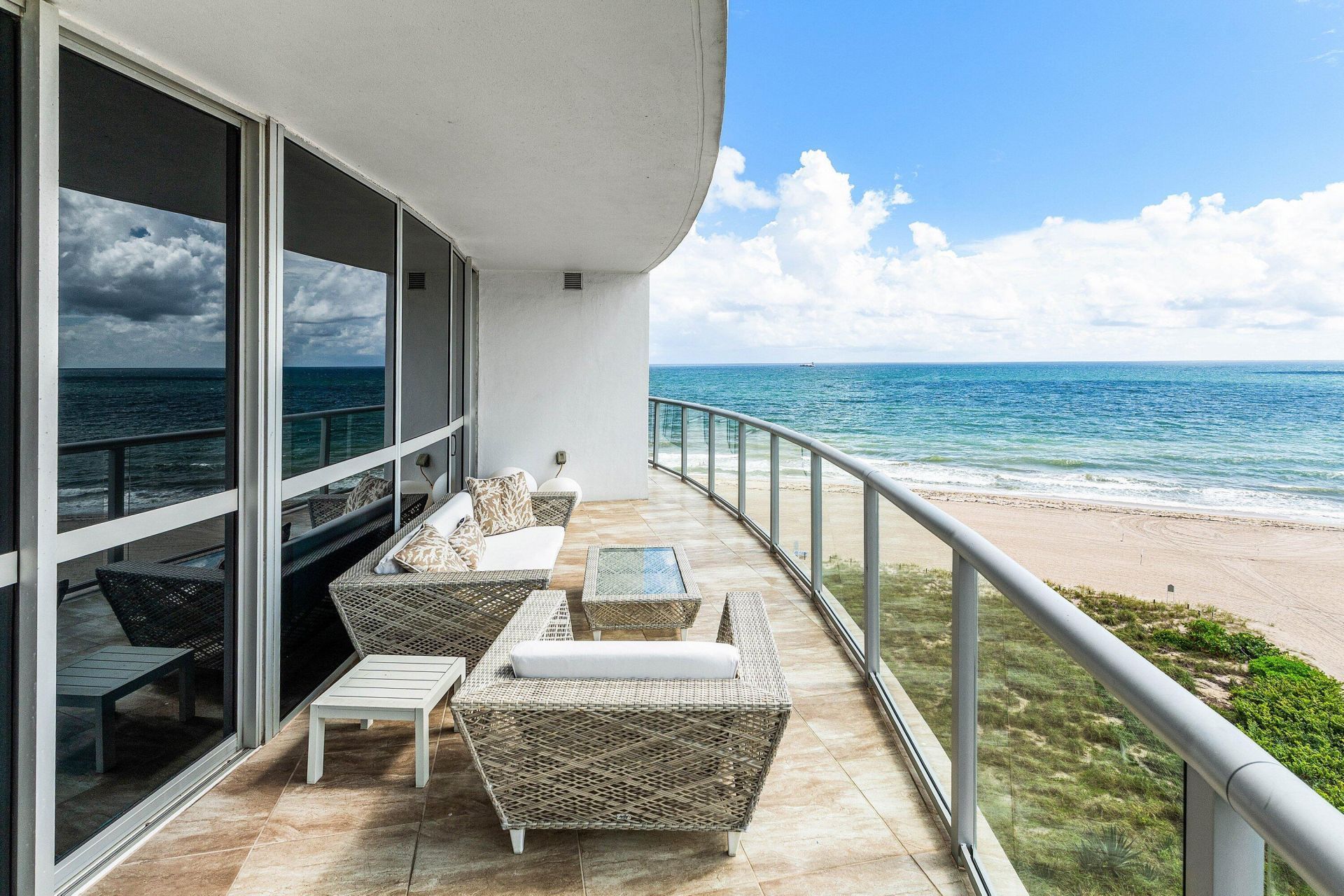 1200 Holiday Drive, Unit 602, Fort Lauderdale, FL 33316 Photo