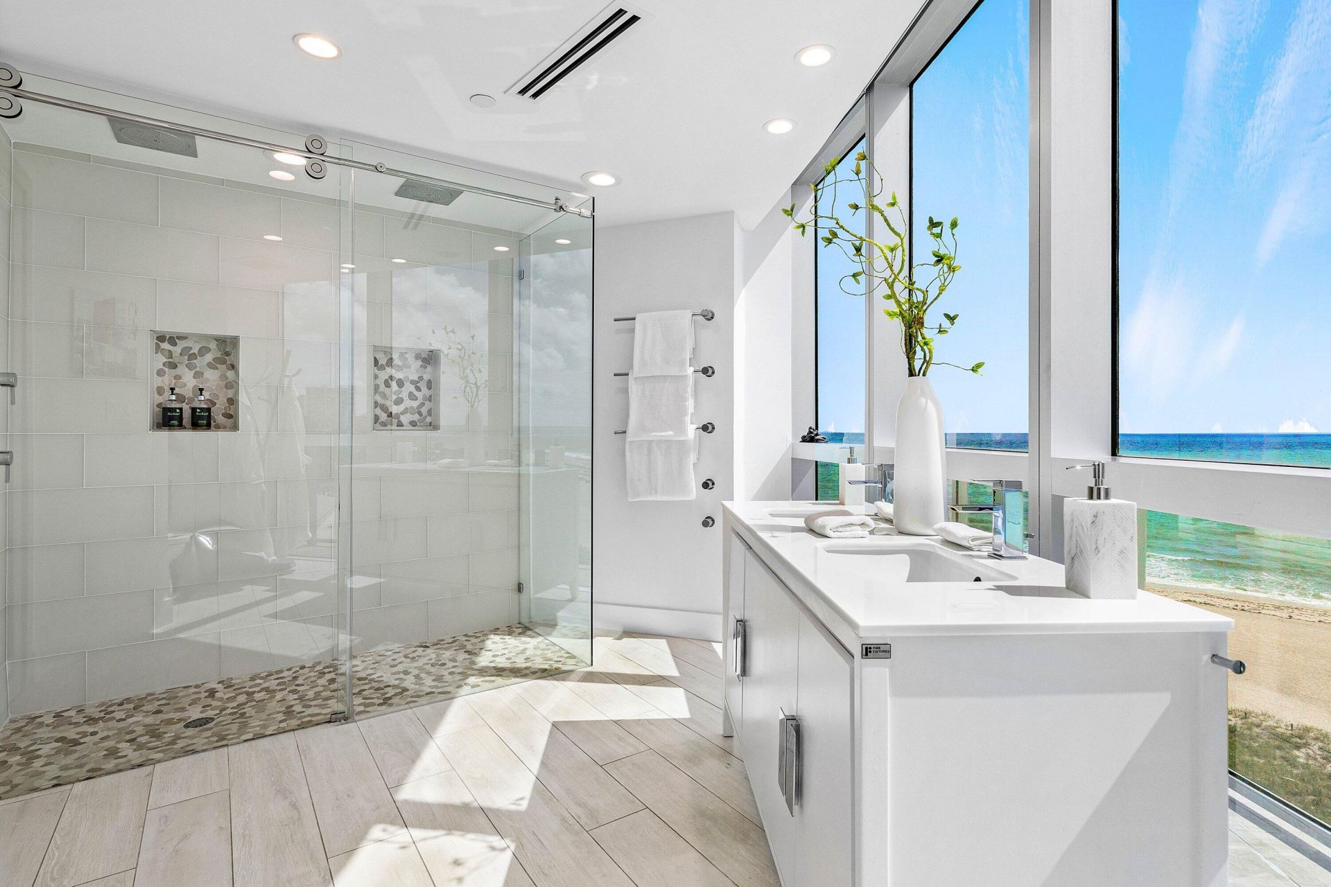 1200 Holiday Drive, Unit 602, Fort Lauderdale, FL 33316 Photo