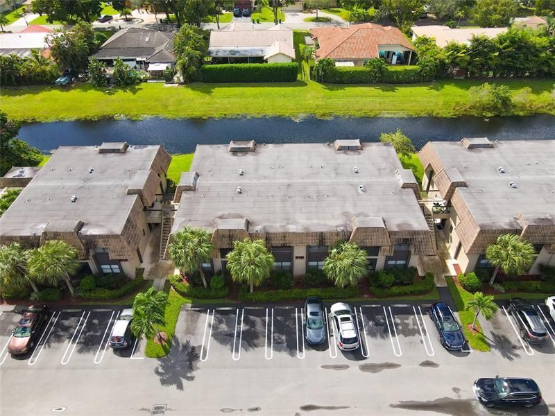 10710 Royal Palm Boulevard, Unit 2-2, Coral Springs, FL 33065 Photo