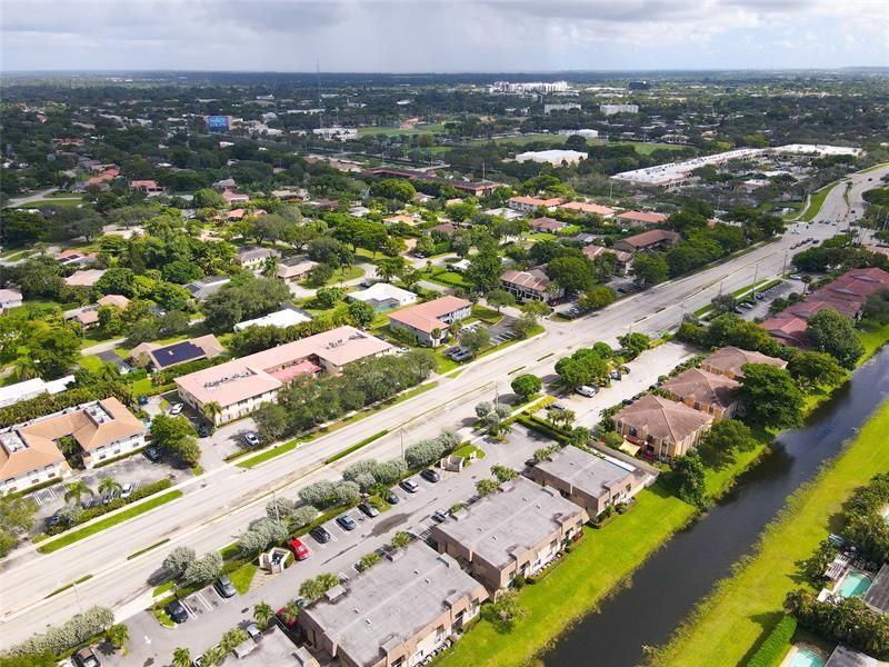 10710 Royal Palm Boulevard, Unit 2-2, Coral Springs, FL 33065 Photo