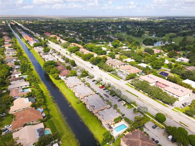 10710 Royal Palm Boulevard, Unit 2-2, Coral Springs, FL 33065 Photo