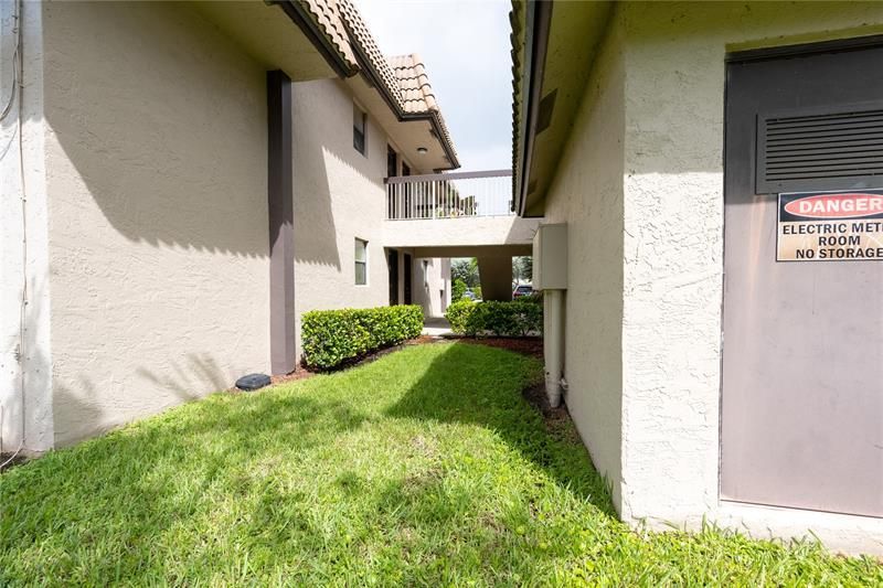 10710 Royal Palm Boulevard, Unit 2-2, Coral Springs, FL 33065 Photo