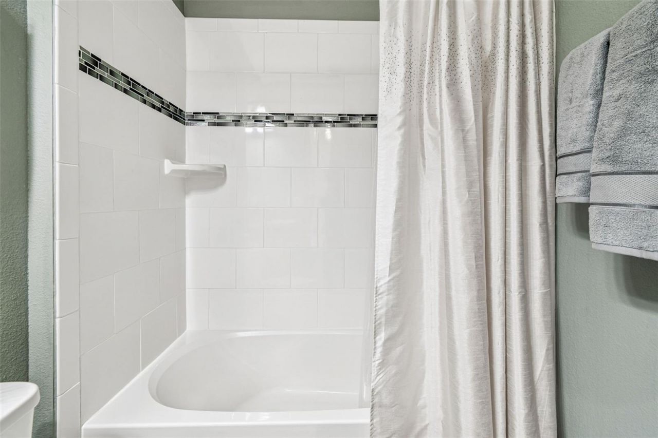 12948 Twin Bridges Drive, Riverview, FL 33579 Photo