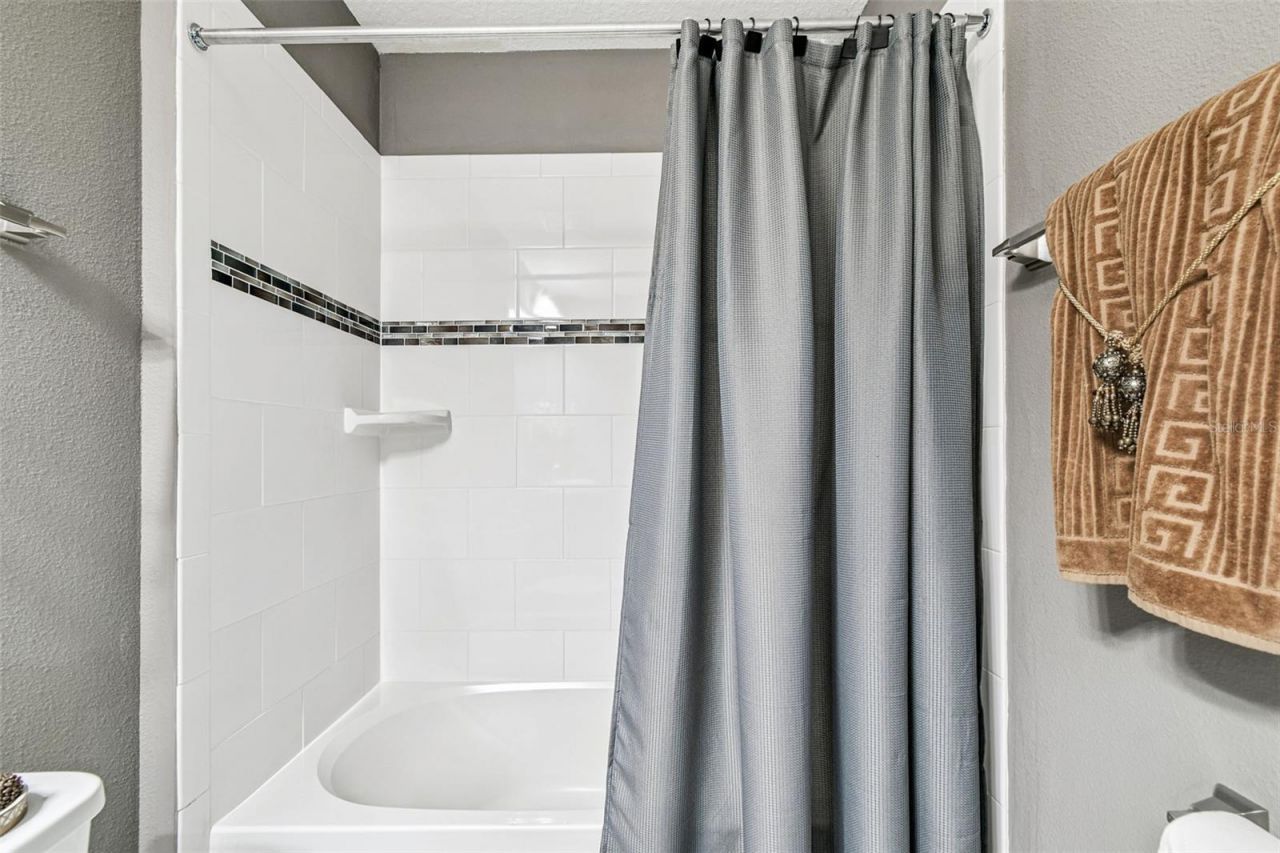 12948 Twin Bridges Drive, Riverview, FL 33579 Photo