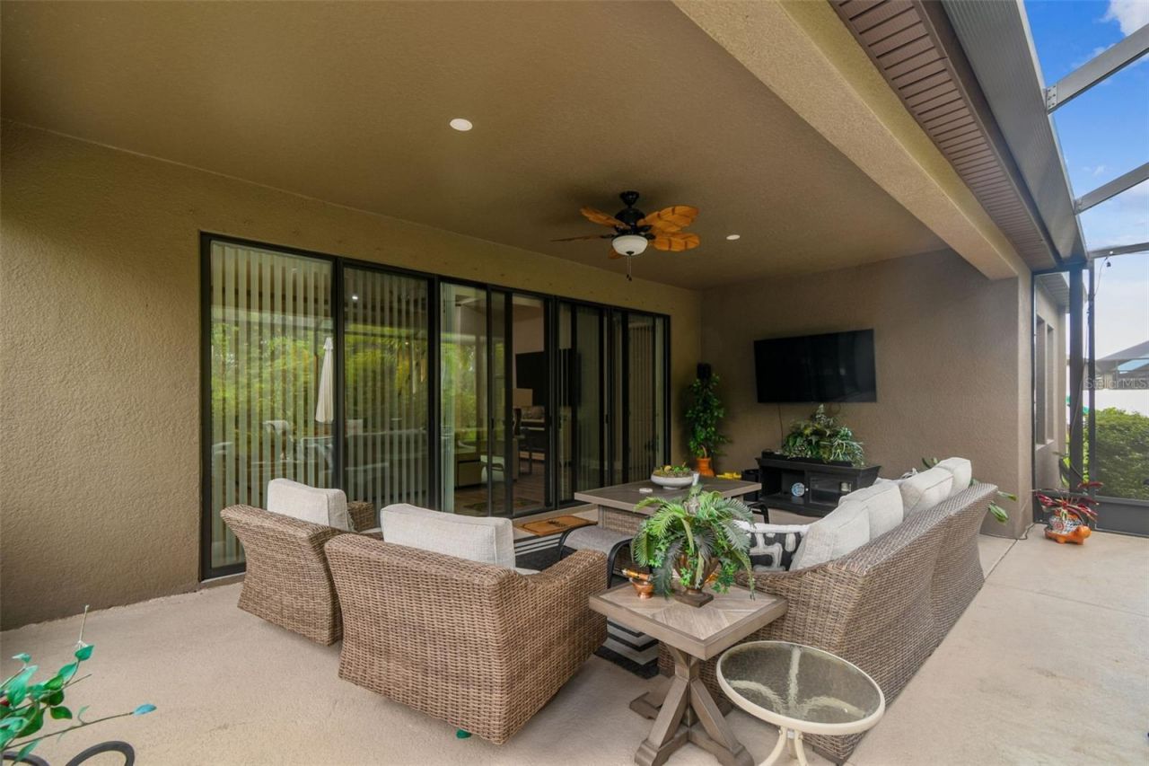 12948 Twin Bridges Drive, Riverview, FL 33579 Photo