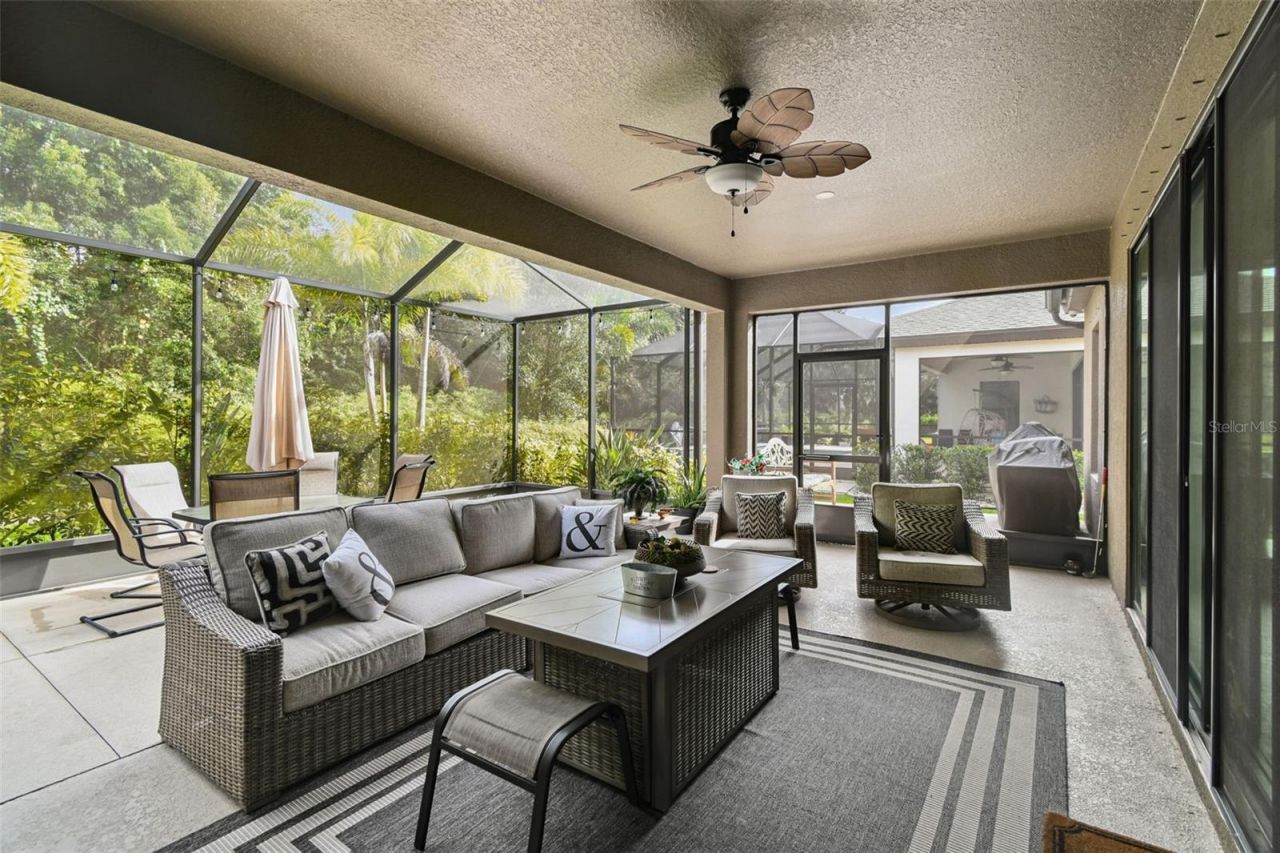 12948 Twin Bridges Drive, Riverview, FL 33579 Photo