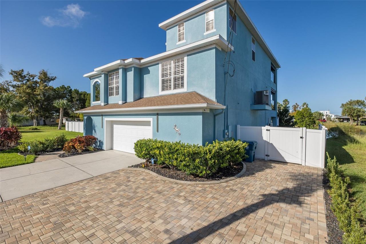 3271 Hibiscus Drive, Hernando Beach, FL 34607 Photo