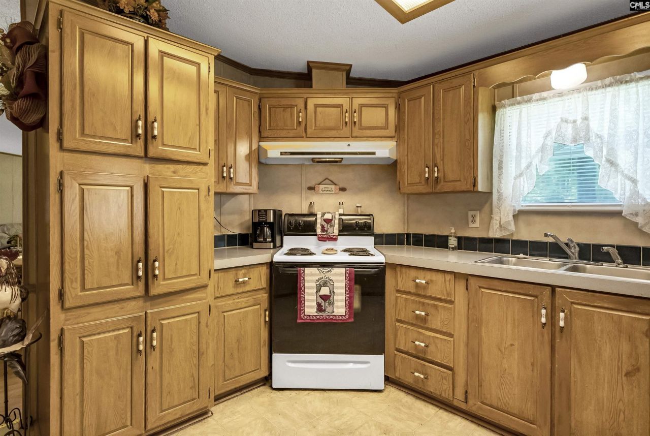 2863 Hood Road Photo 16