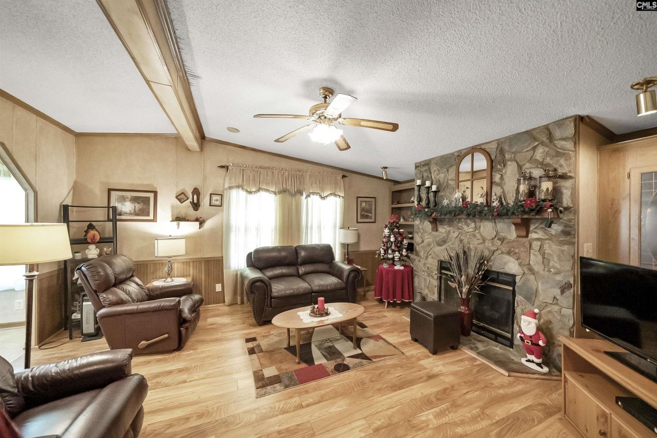 2863 Hood Road Photo 18