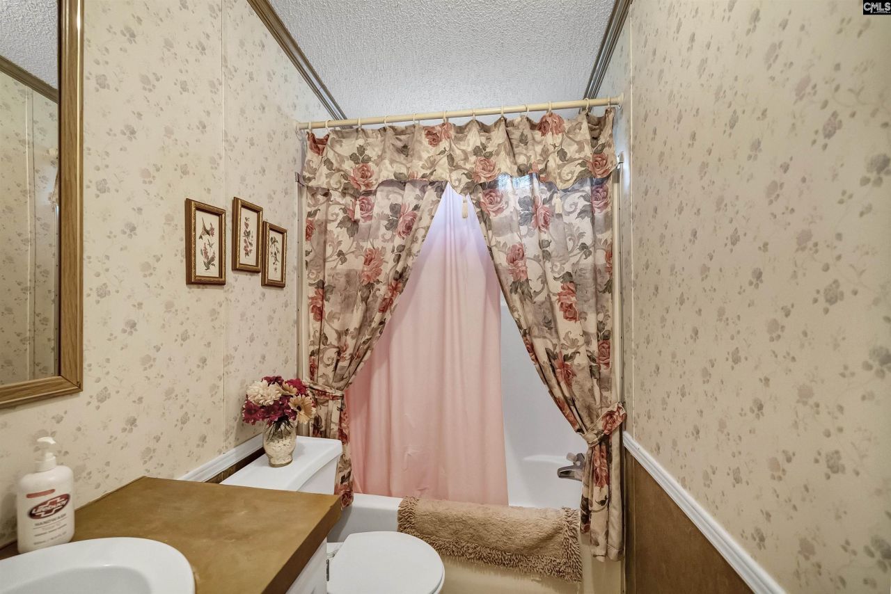 2863 Hood Road Photo 35