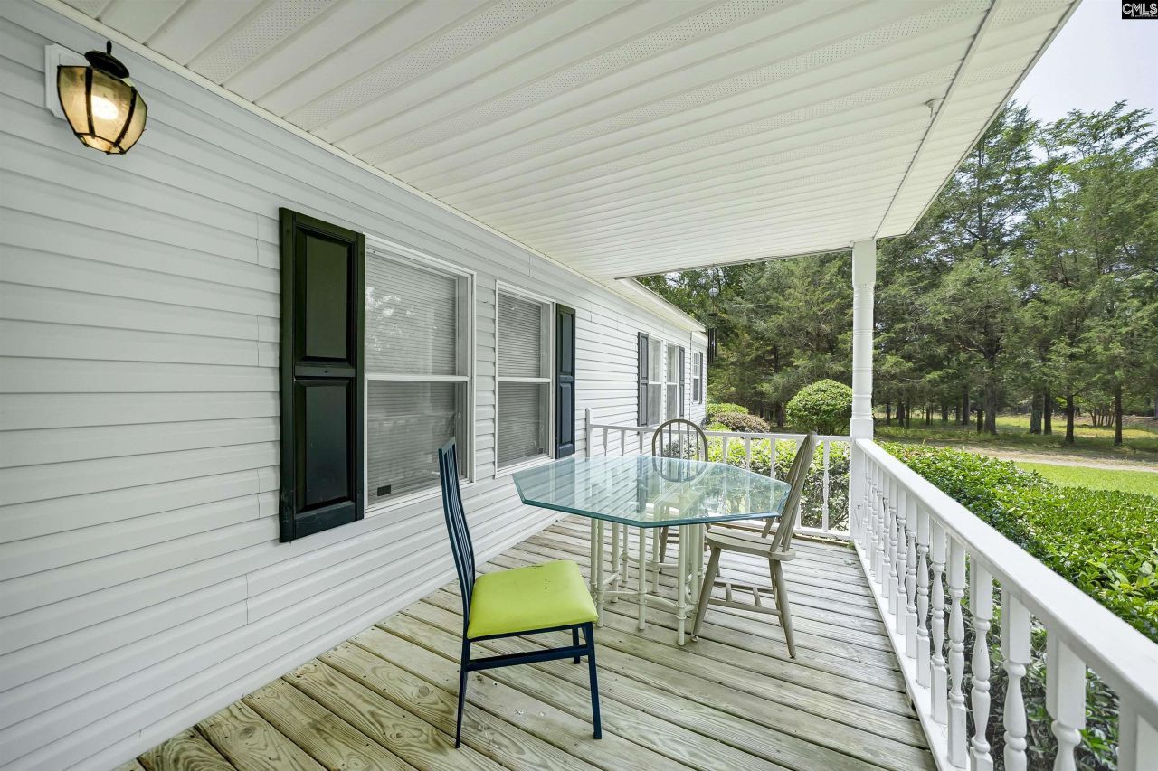 2863 Hood Road Photo 5