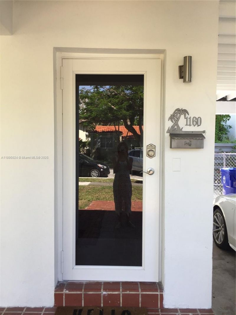 1160 SW 22nd Terrace, Unit 2, Miami, FL 33129 Photo