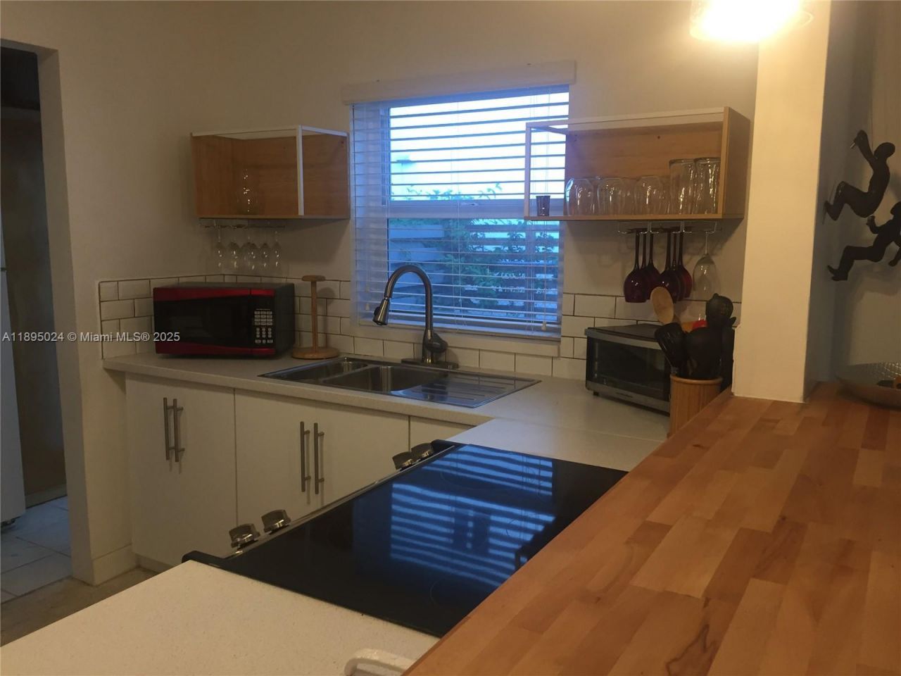 1160 SW 22nd Terrace, Unit 2, Miami, FL 33129 Photo