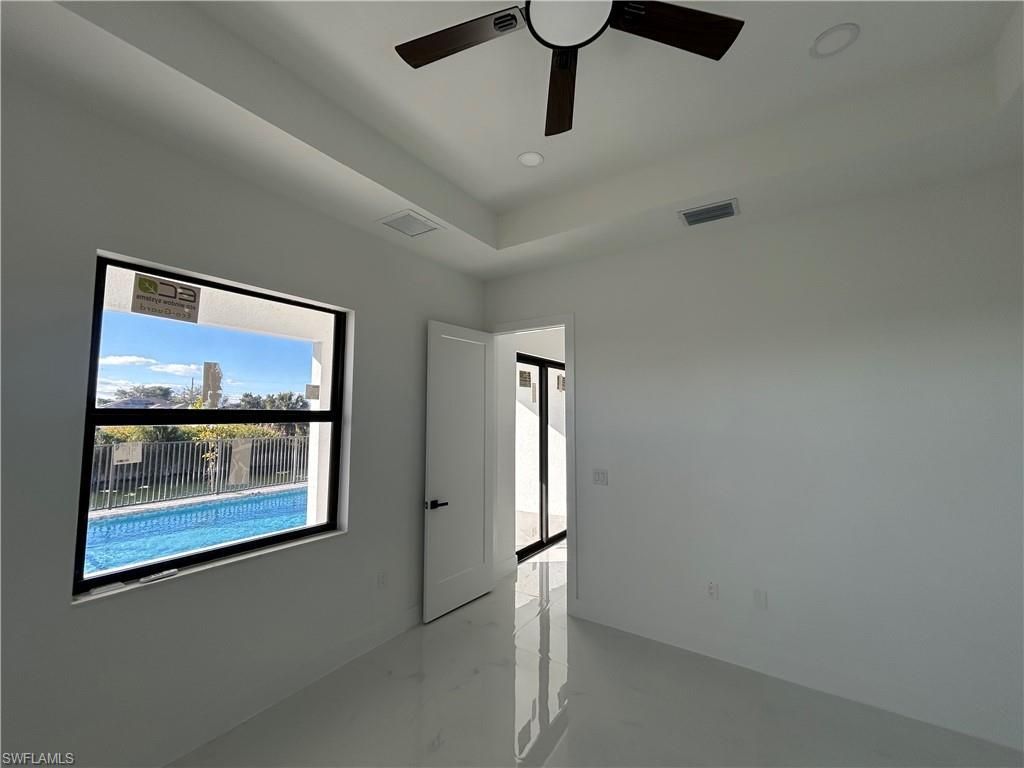 2610 NE 1st Pl, Cape Coral, FL 33909 Photo