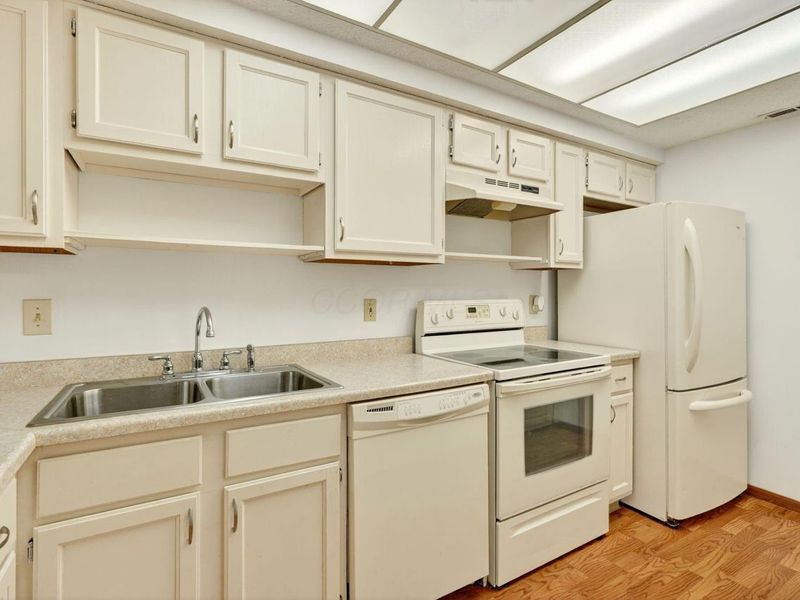 2585 Trottersway Drive, Columbus, OH 43235 Photo 15