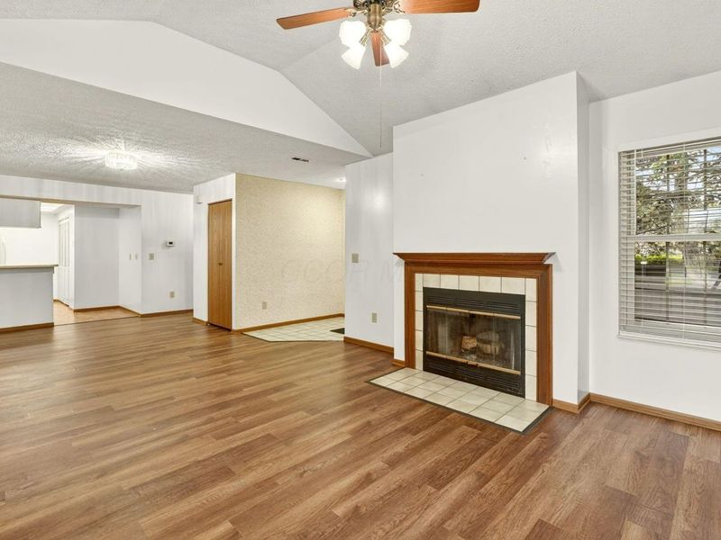 2585 Trottersway Drive, Columbus, OH 43235 Photo 9