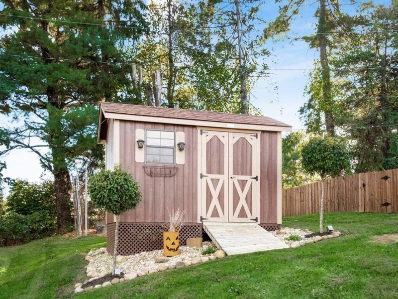 209 Fancy Street, Somerset, OH 43783 Photo 32