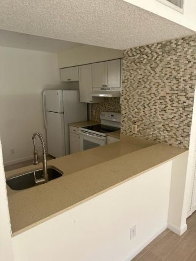 1110 Lake Shore Drive, Unit 103, Lake Park, FL 33403 Photo