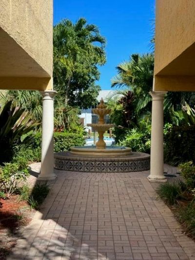 1110 Lake Shore Drive, Unit 103, Lake Park, FL 33403 Photo