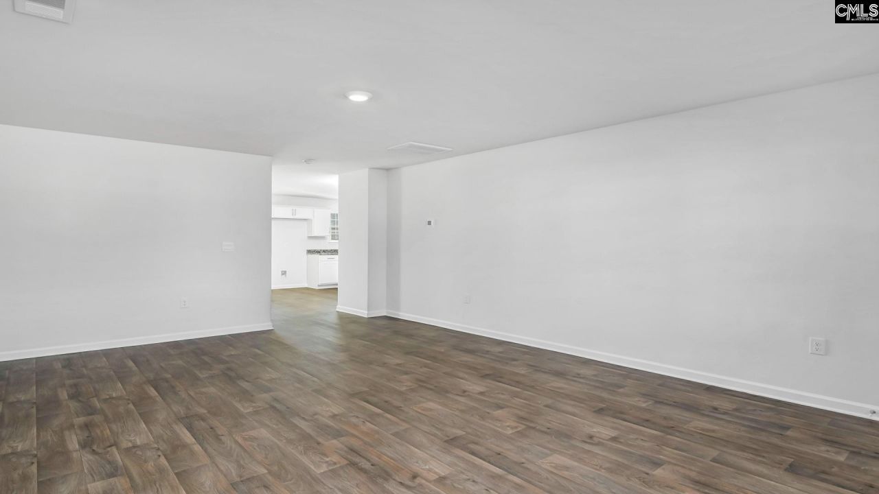 110 Kirkwood Court Photo 16