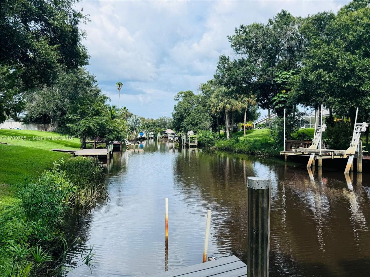 509 NE Solida Cir, Port Saint Lucie, FL 34983 Photo