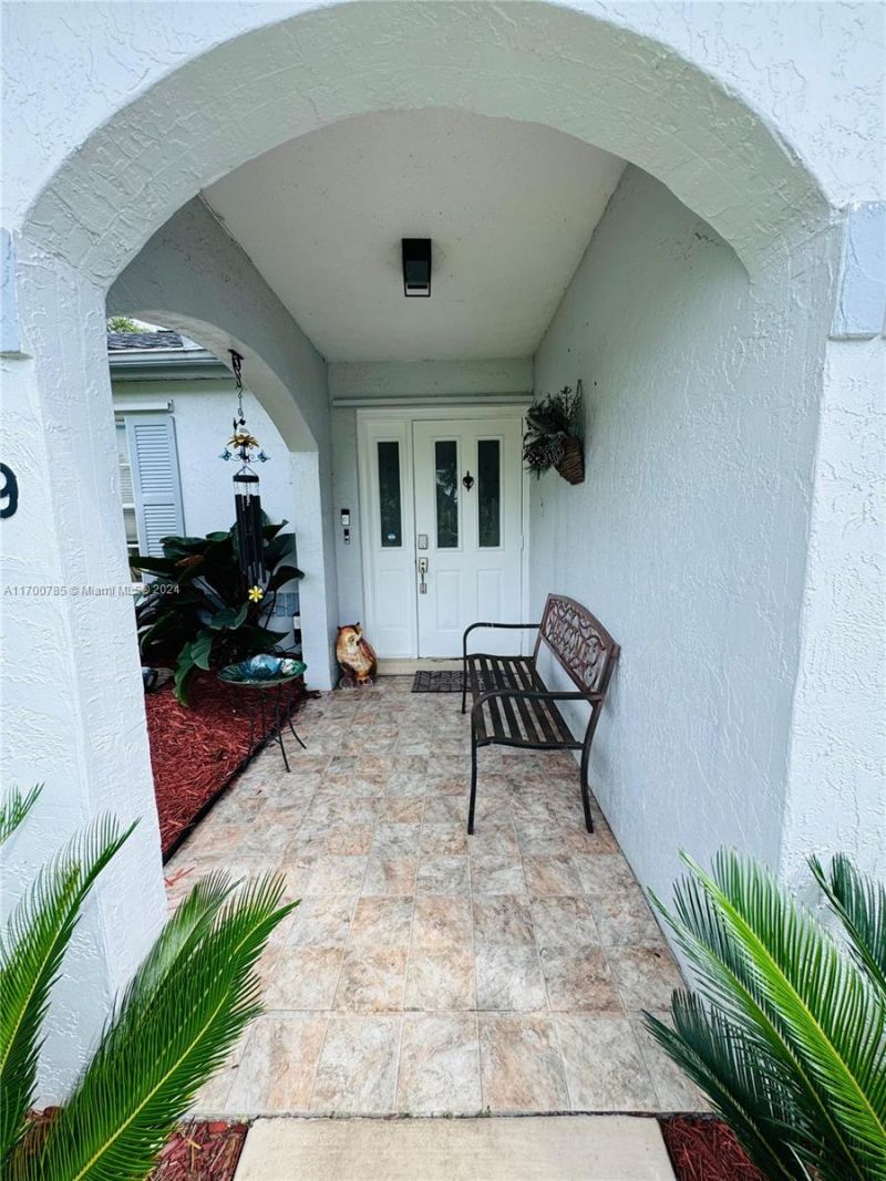 509 NE Solida Cir, Port Saint Lucie, FL 34983 Photo