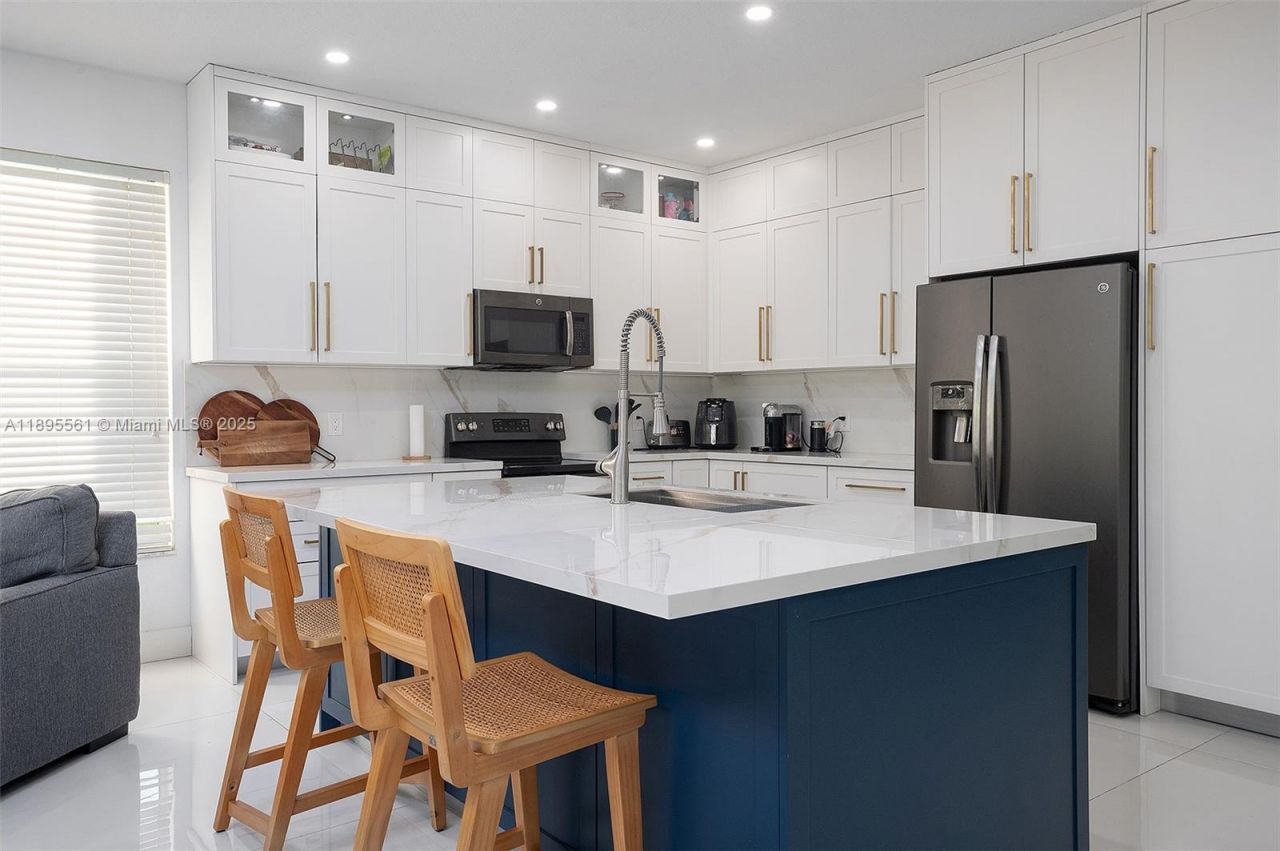 16101 SW 27th St, Miramar, FL 33027 Photo