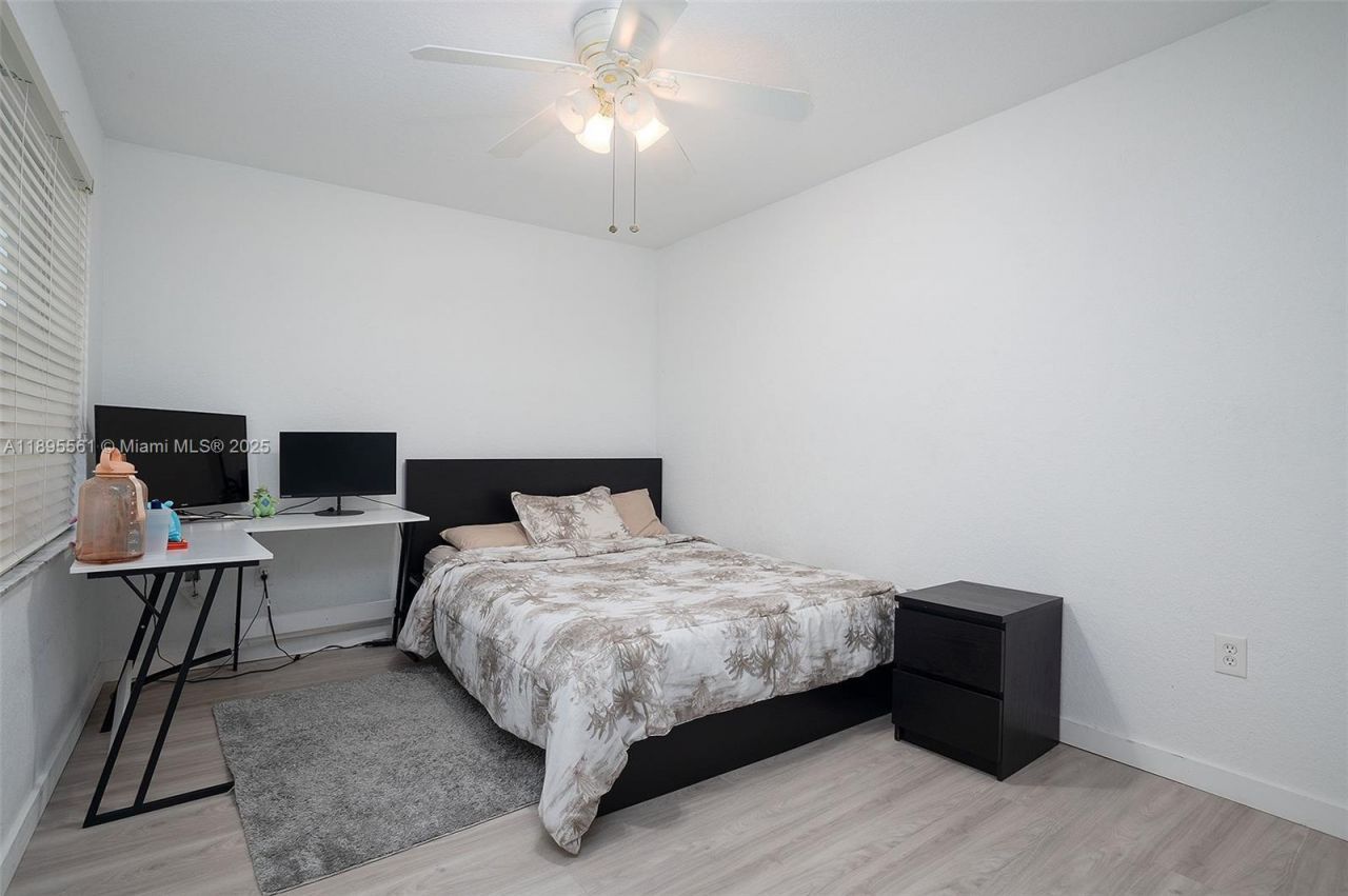 16101 SW 27th St, Miramar, FL 33027 Photo