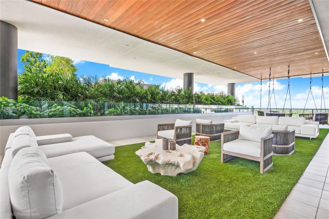 9600 S Dixie Hwy, Unit A1-A15, Miami, FL 33156 Photo