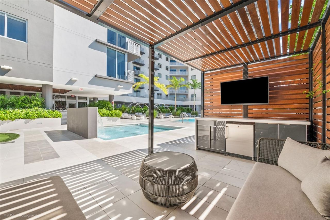 9600 S Dixie Hwy, Unit A1-A15, Miami, FL 33156 Photo