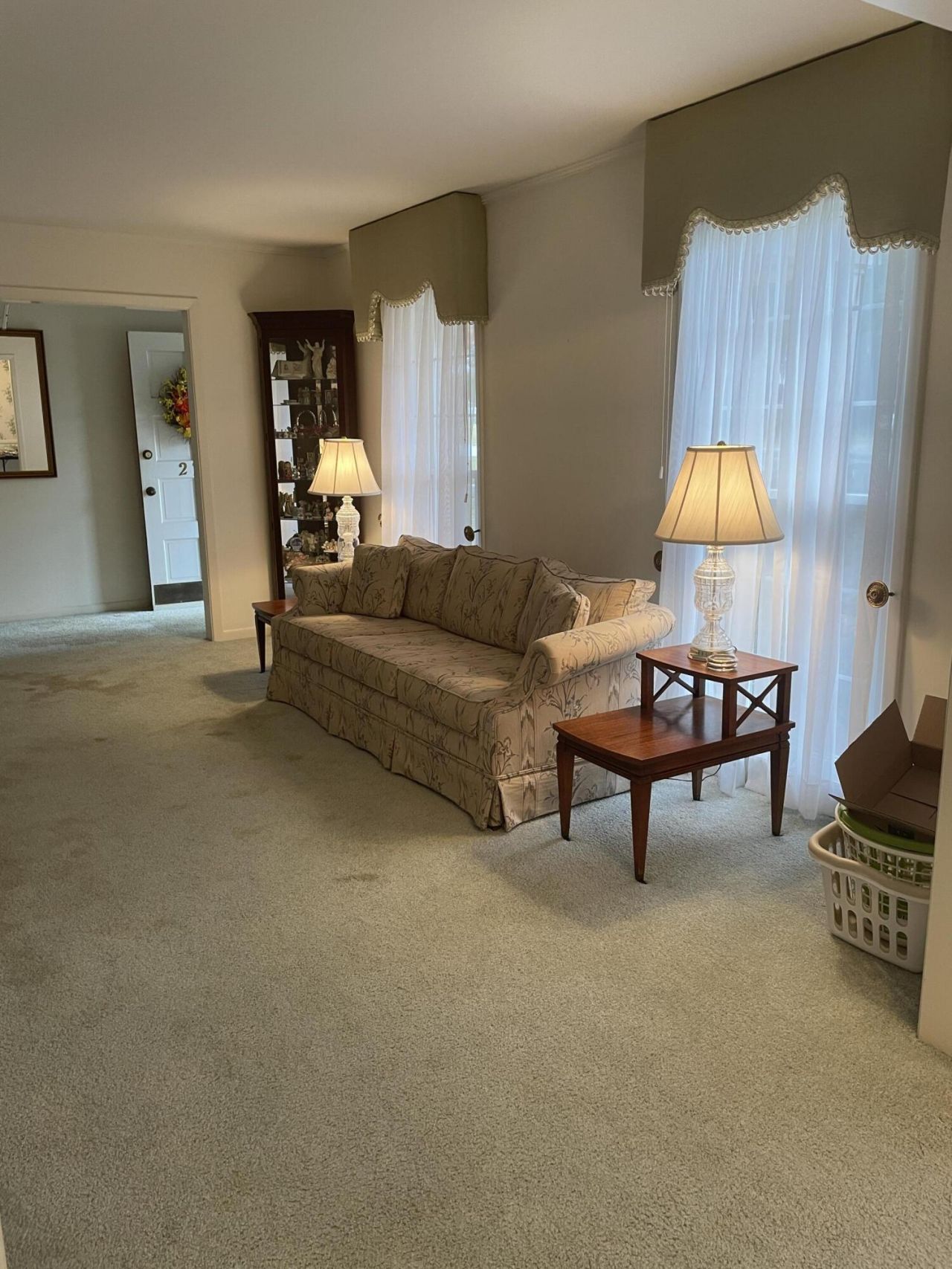 2753 Hillcrest Avenue Photo 29