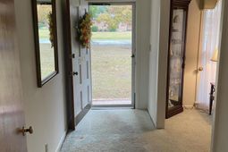 2753 Hillcrest Avenue photo 4