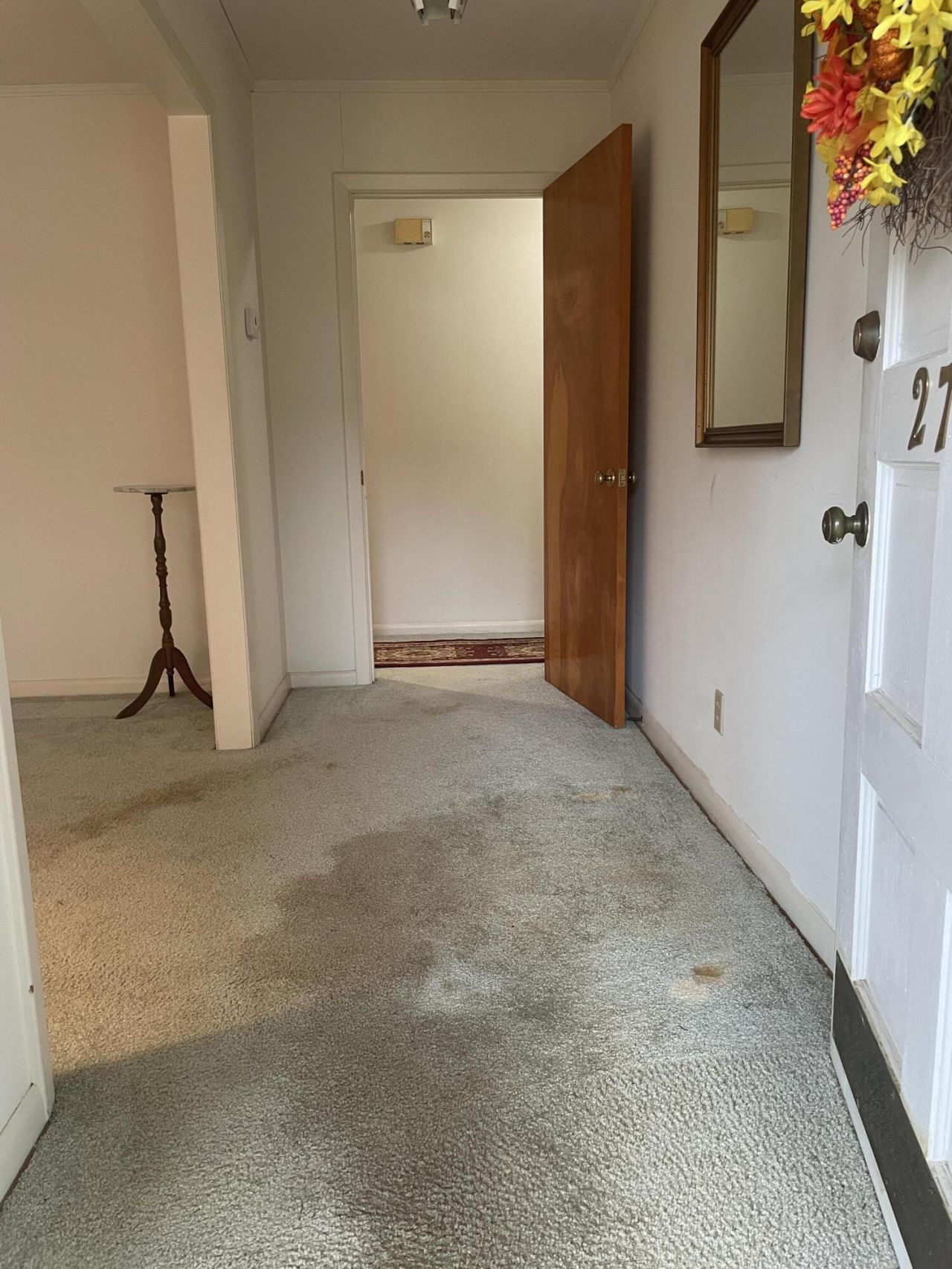 2753 Hillcrest Avenue Photo 4