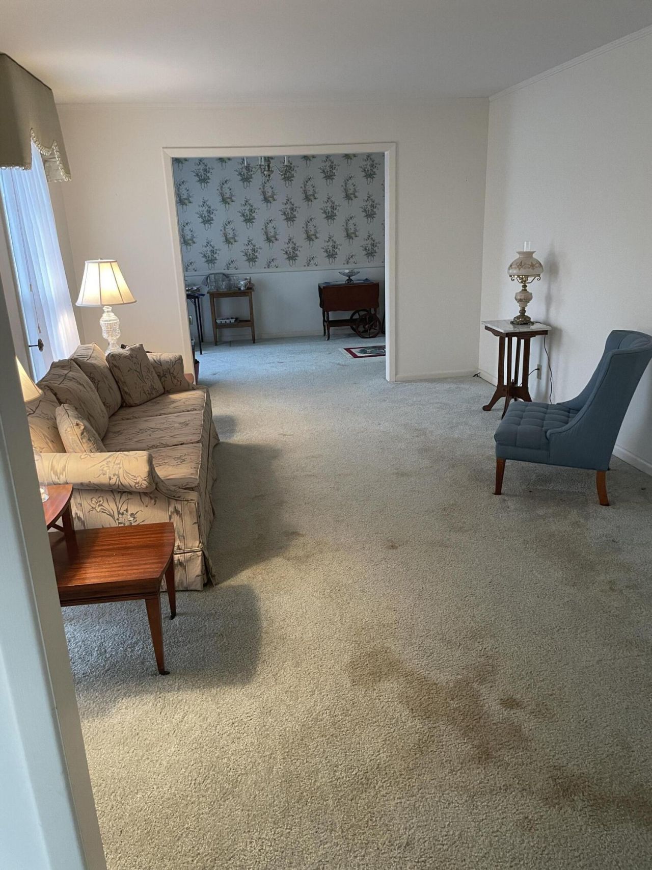 2753 Hillcrest Avenue Photo 5