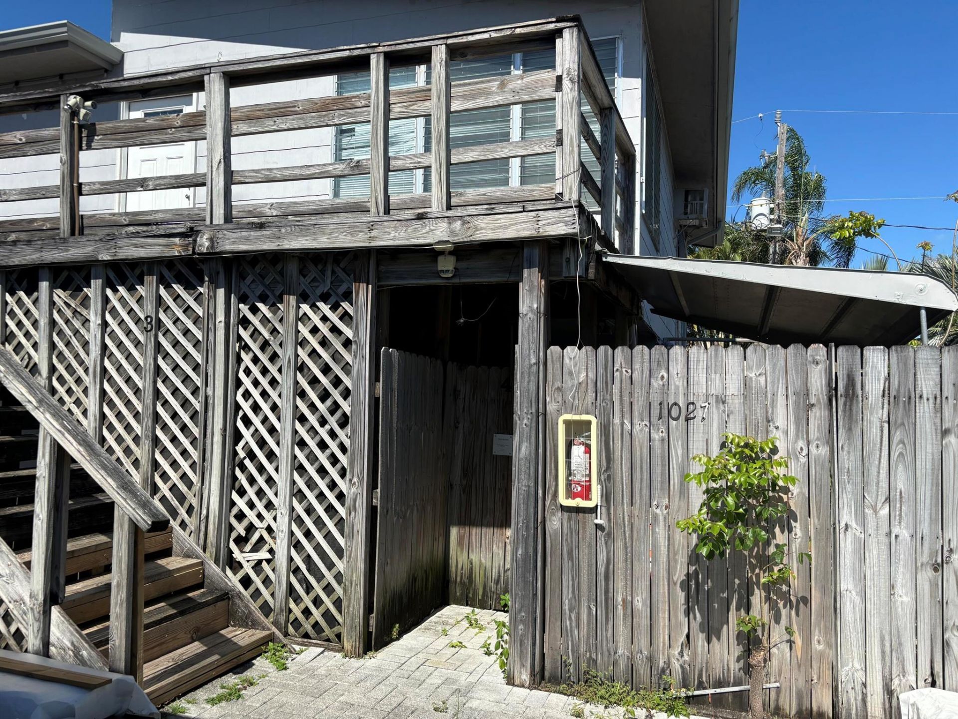 1025-1027 NE 16 Terrace, Fort Lauderdale, FL 33304 Photo