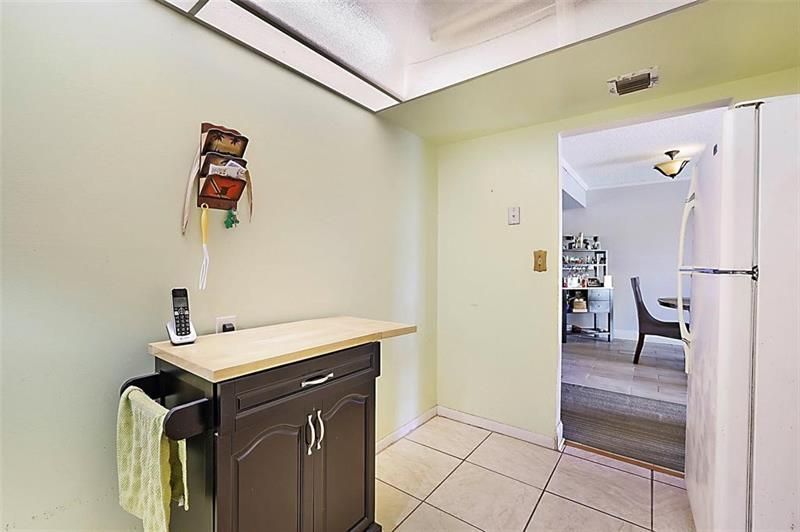 1400 Saint Charles Place, Unit 616, Pembroke Pines, FL 33026 Photo