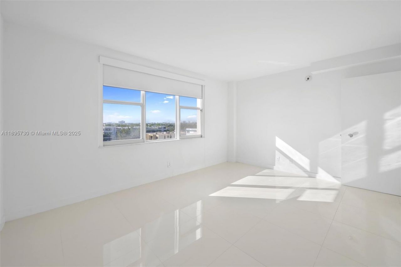 9195 Collins Ave, Unit 812, Surfside, FL 33154 Photo