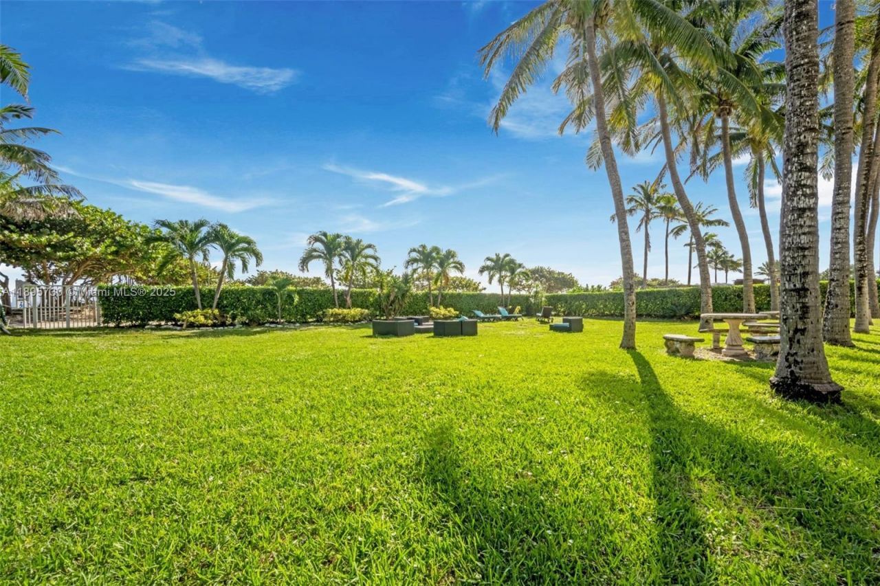 9195 Collins Ave, Unit 812, Surfside, FL 33154 Photo