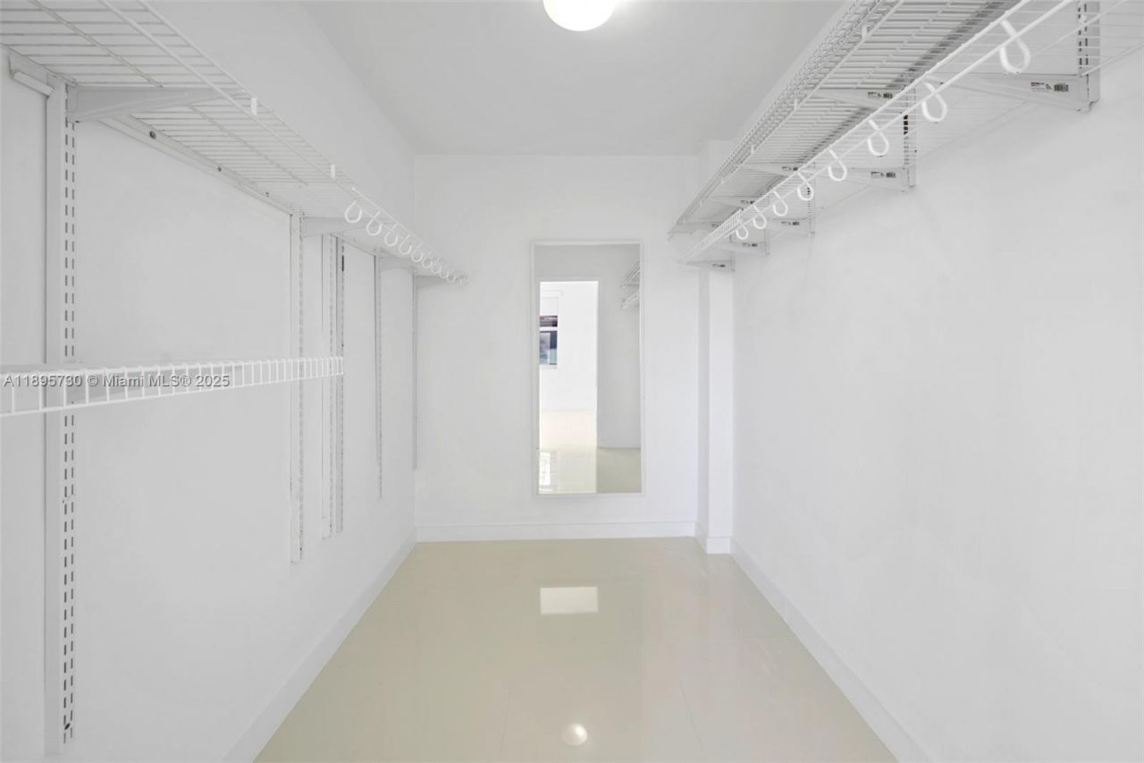 9195 Collins Ave, Unit 812, Surfside, FL 33154 Photo