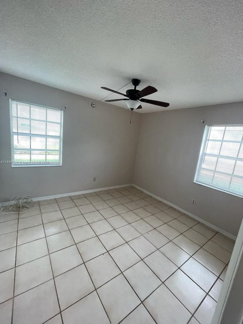 479 NE 210th Cir Ter, Unit 103-28, Miami, FL 33179 Photo