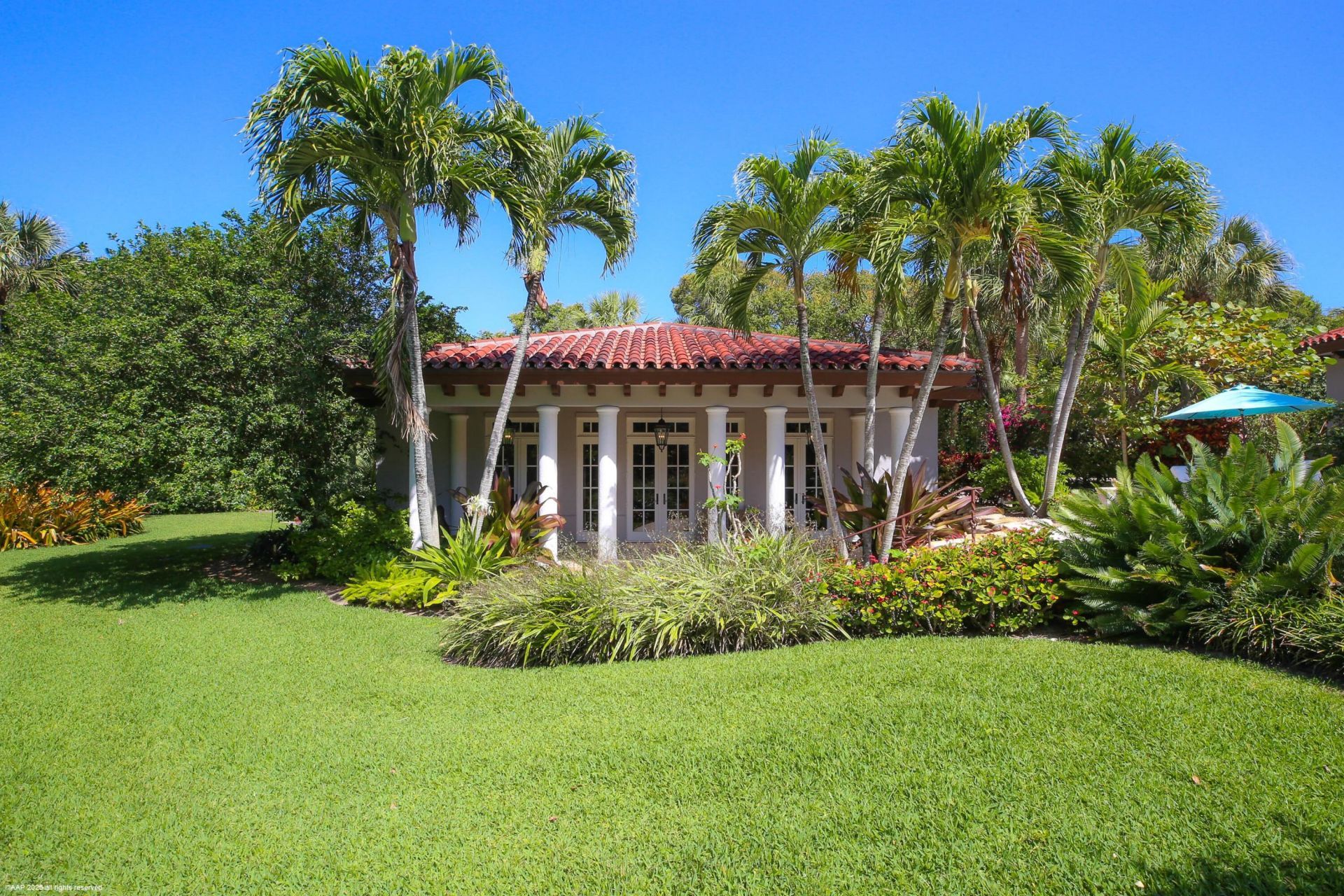 398 S Beach Road, Jupiter Island, FL 33455 Photo