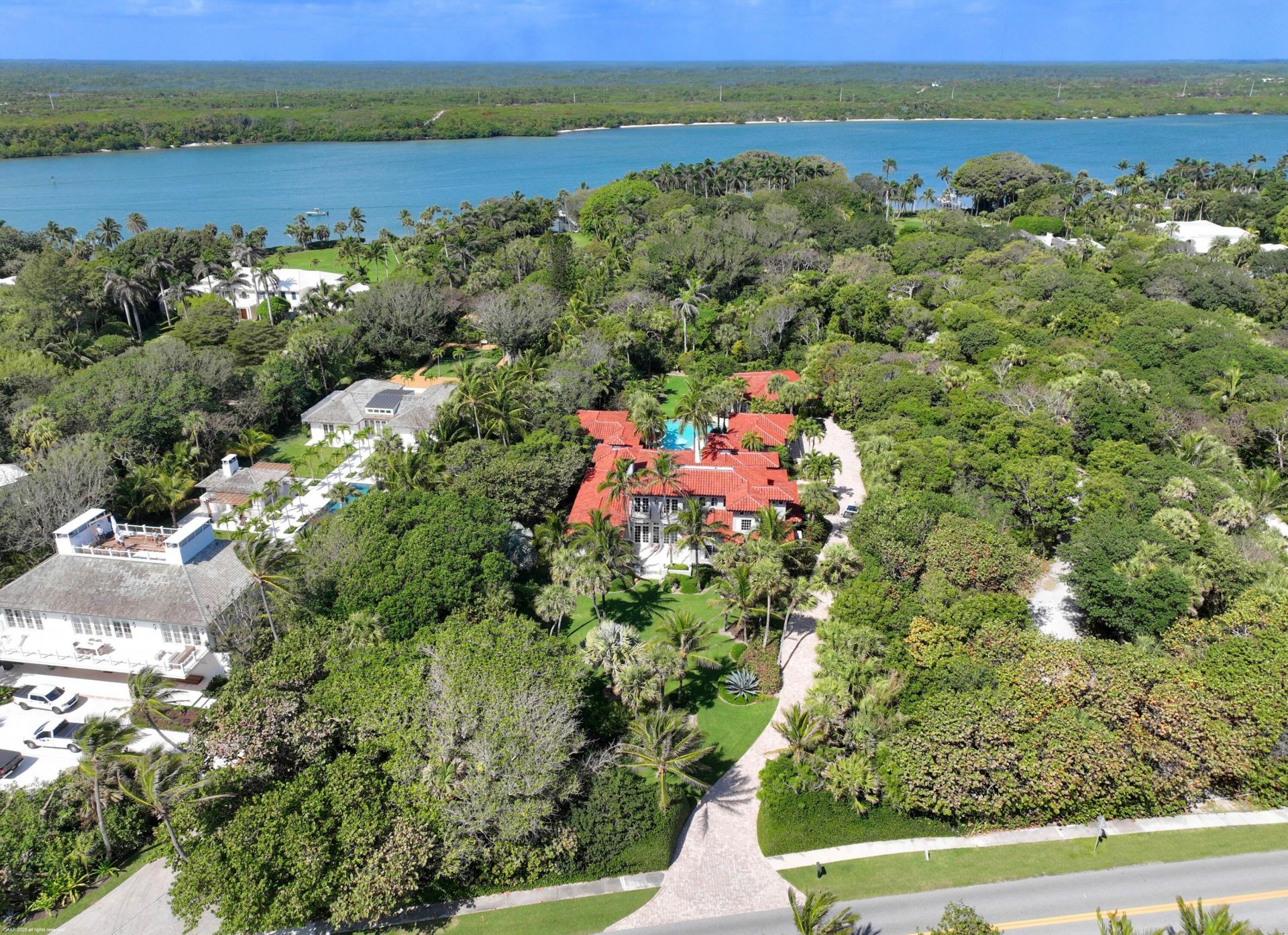 398 S Beach Road, Jupiter Island, FL 33455 Photo