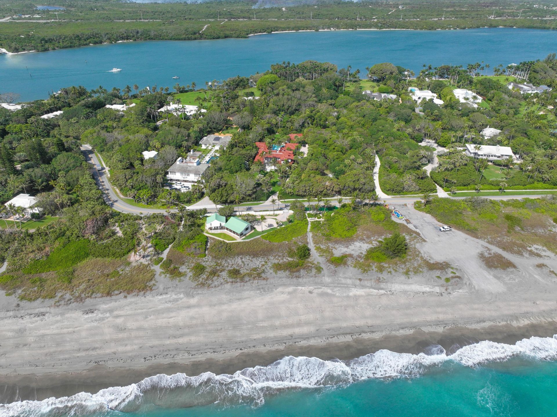 398 S Beach Road, Jupiter Island, FL 33455 Photo