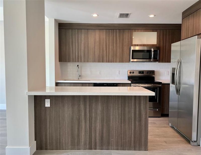 1938 Jackson St, Unit 305, Hollywood, FL 33020 Photo