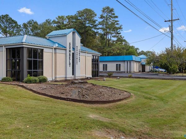 9010 US Highway 431, Albertville, AL 35951