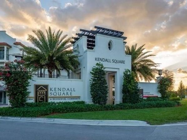 17194 SW 93 st, Unit 17194, Kendall, FL 33196